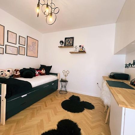 Cosy Penthouse - Large Balconies With Views - 5Min Disneyland Serris Dış mekan fotoğraf